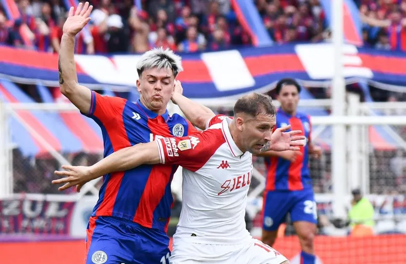 1.jpg San Lorenzo y Huracán empataron 0-0 en un clásico caliente en el Nuevo Gasómetro