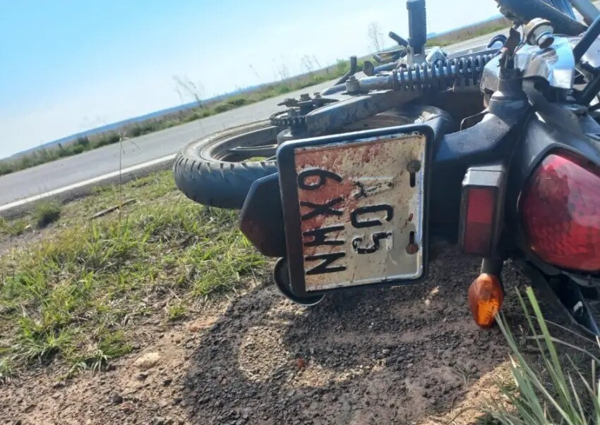 Tragedia en la Ruta 14: un motociclista murió tras chocar contra un camión