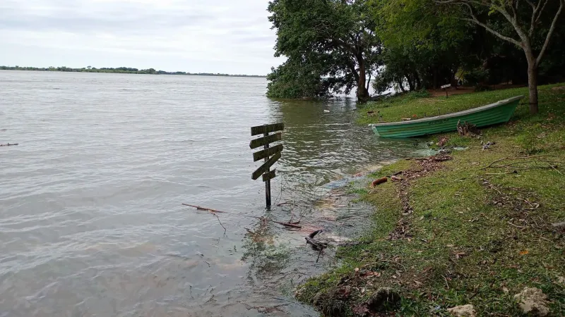 El río Paraná alcanzó los 2,86 metros y podría superar los tres metros hacia fin de mes