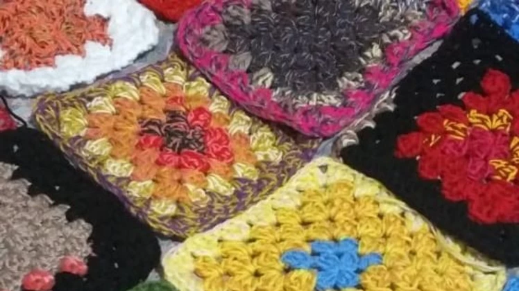 Invitan a los comodorenses a sumarse a “TejeSí”, una propuesta para ayudar a quienes más lo necesitan