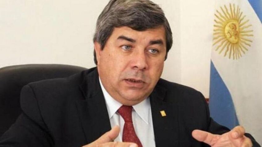 Carlos Fernández renunció al directorio del Banco Provincia y busca enfocarse en su retiro