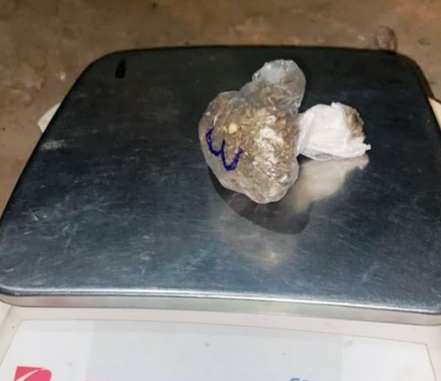 1.jpg Dos sujetos fueron detenidos con marihuana y cocaína