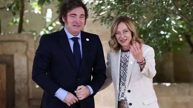 Javier Milei viaja a Italia para reunirse con Georgia Meloni