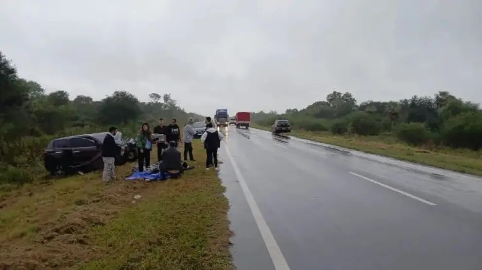 1.jpg Fatal choque frontal en la ruta 11: una persona murió y cuatro resultaron heridas
