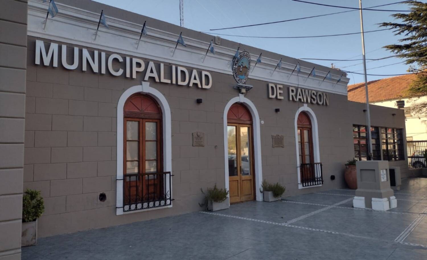1719353946640.jpg Últimos días: Rawson mantiene hasta el 18 de agosto la Moratoria Express para regularizar deudas