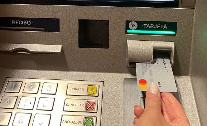 Provincia depositará el miércoles 7 los sueldos a empleados públicos y jubilados