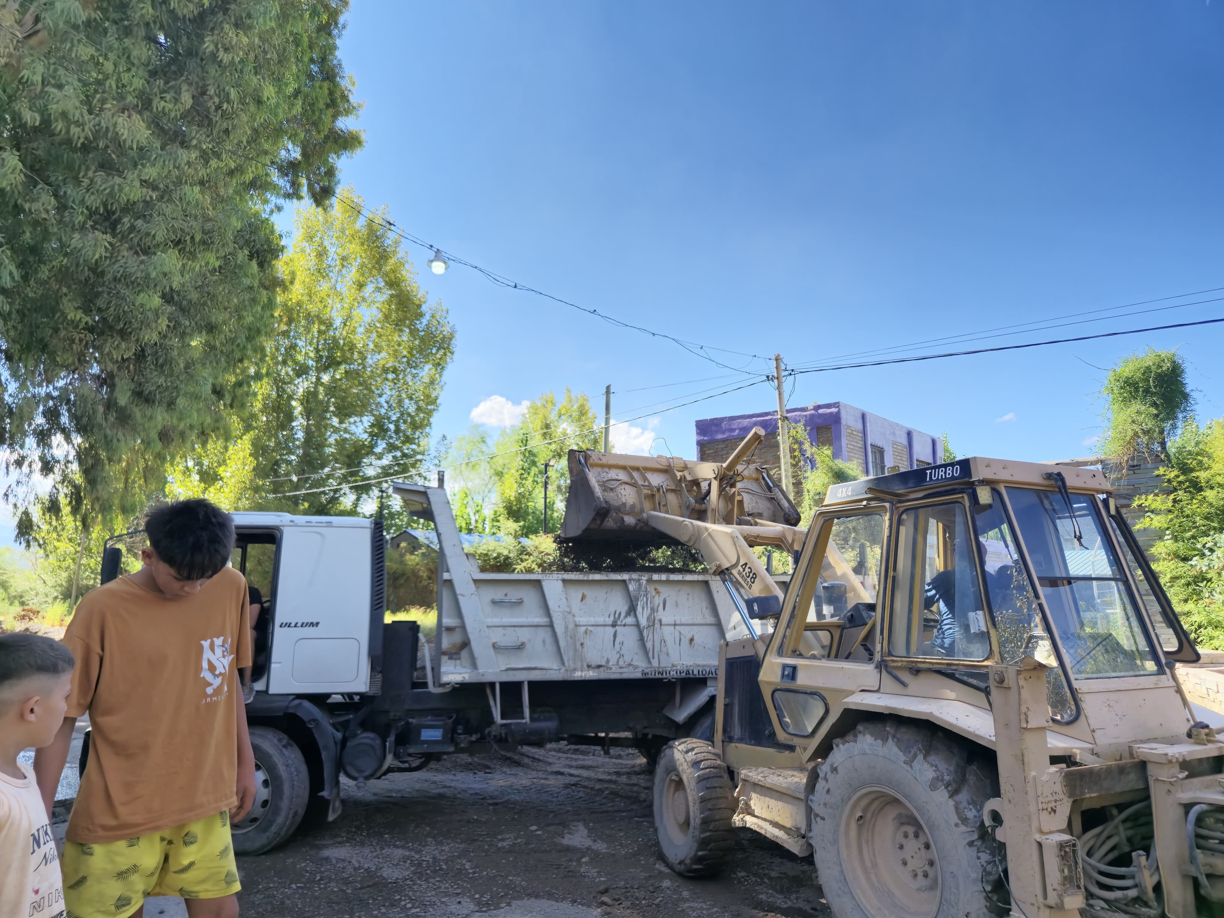 La Municipalidad de Ullum trabaja en el despeje de calles y hasta el momento no se registran evacuados