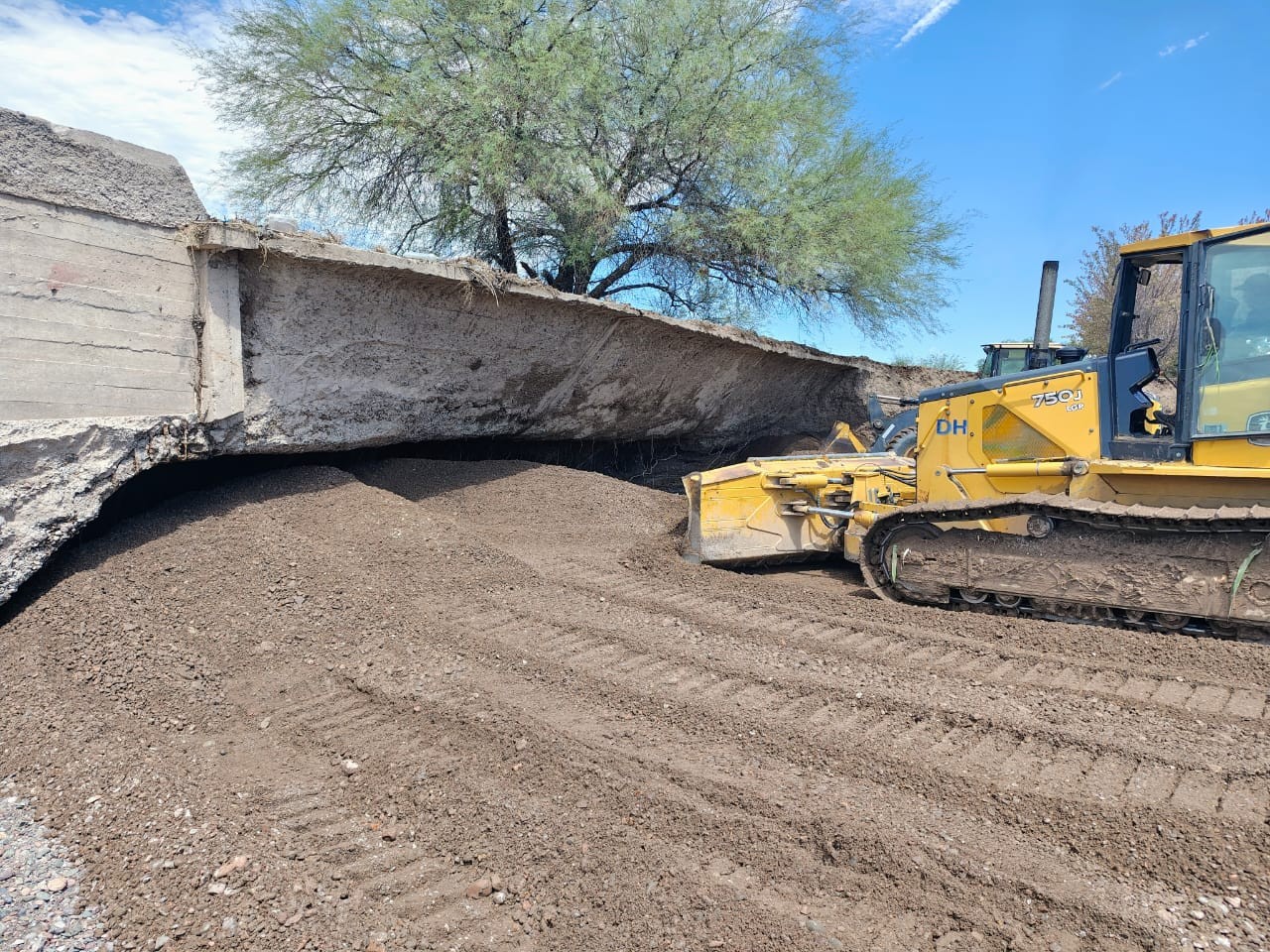 El Departamento de Hidráulica avanza en la rehabilitación completa del sistema de riego provincial, allí donde las lluvias y las posteriores crecientes causaron daño en una semana.