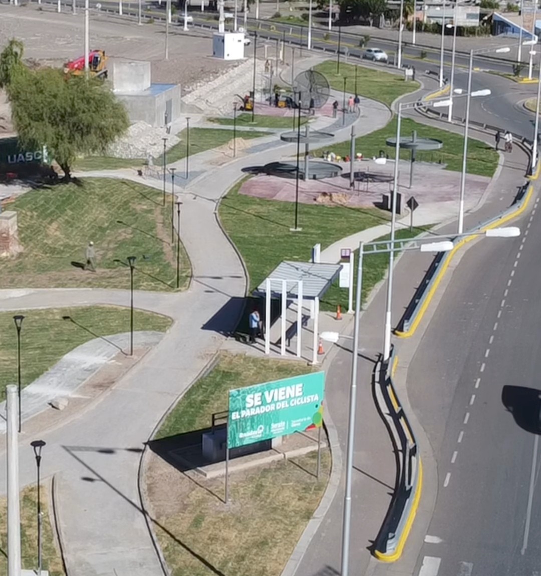 Ya entro en su etapa final y a la espera de su inauguración, ya luce en todo su esplendor el Parador del Ciclista en Rivadavia.