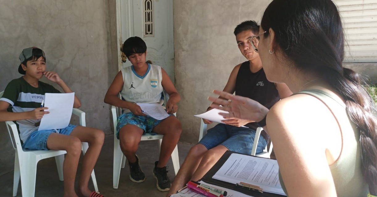 El Municipio de Pocito implementará el programa «Bienestar Joven» que incluirá actividades como sesiones de grupos de apoyo, talleres de habilidades emocionales, charlas informativas y actividades recreativas.