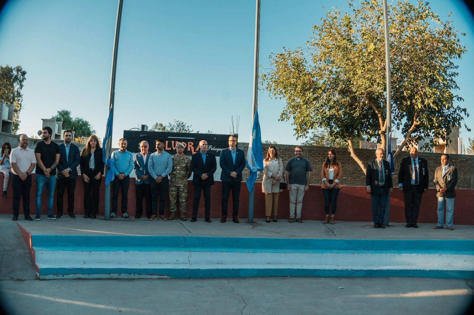 El 2 de abril, fecha significativa para todos los argentinos, la ciudad de Rawson se sumó a la conmemoración del Día de las Malvinas, rindiendo homenaje a los ex combatientes y a los caídos en la Guerra de Malvinas.
