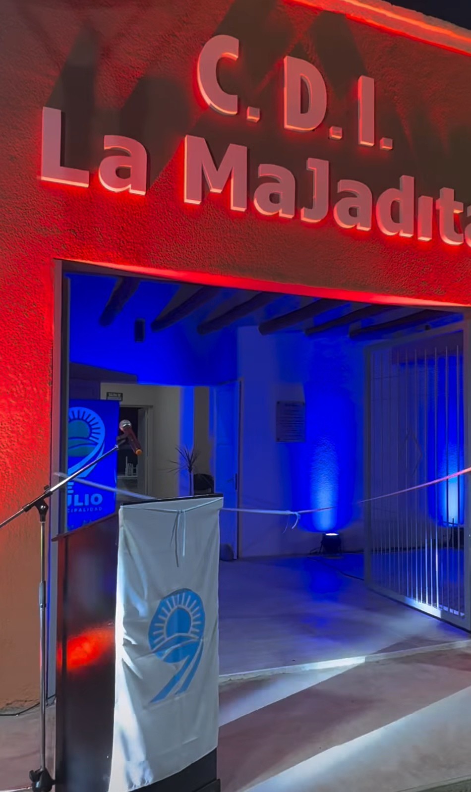 El intendente de 9 de Julio,Daniel Banega,dejo inaugurado la renovación integral del CDI y SUM de La Majadita.