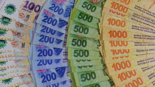 1.jpg Paritarias: bancarios acordaron nuevo aumento y el salario inicial será de .930.971