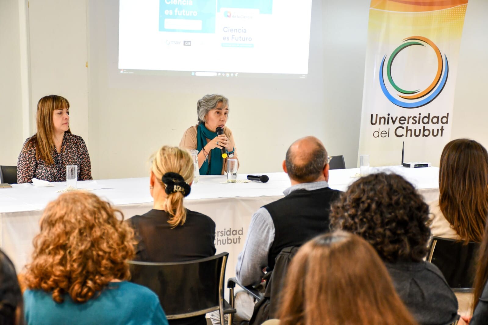 La Universidad del Chubut impulsa el diálogo científico con un ciclo de encuentros abiertos a la comunidad