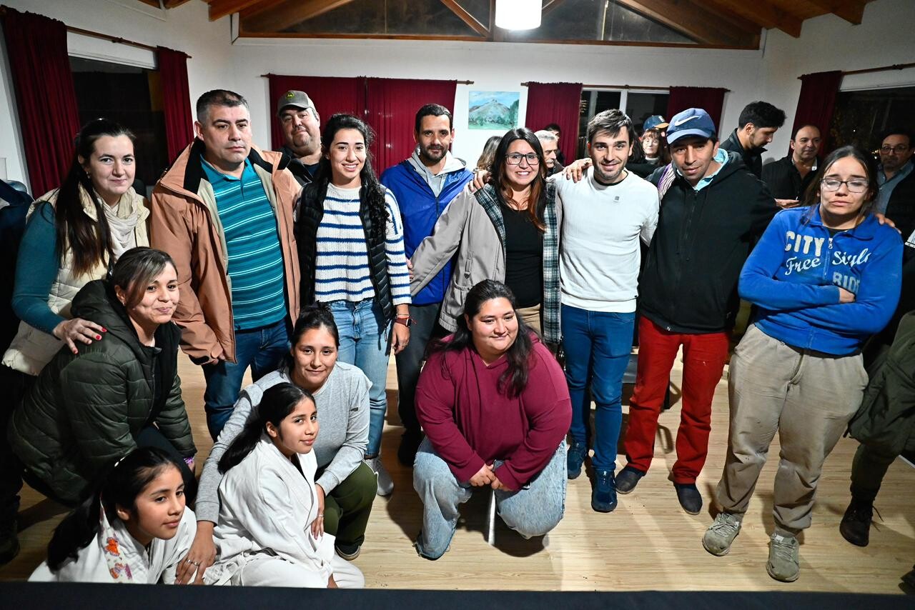 Chubut invertirá 0 millones para finalizar 10 viviendas paralizadas en El Hoyo
