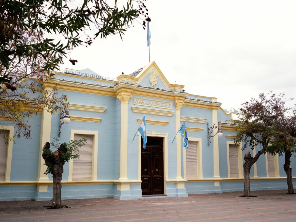 Chubut decretó tres días de duelo por el fallecimiento de Darío James, intendente de Gaiman