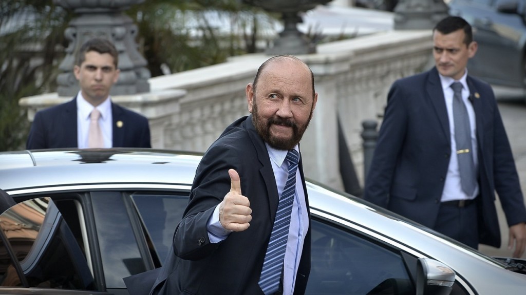 Insfrán desdobló las elecciones y Formosa irá a las urnas el 29 de junio