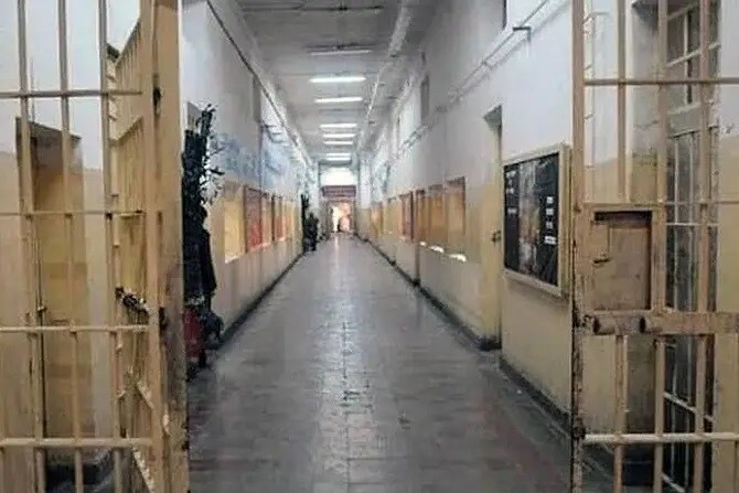 1.jpg Murió un preso que tenía un celular en el recto: lo operaron para quitárselo pero no resistió