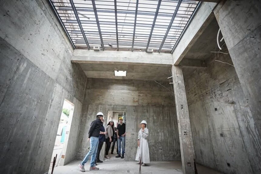 Mayra Mendoza supervisó los avances de la nueva Comisaría Quilmes 10°