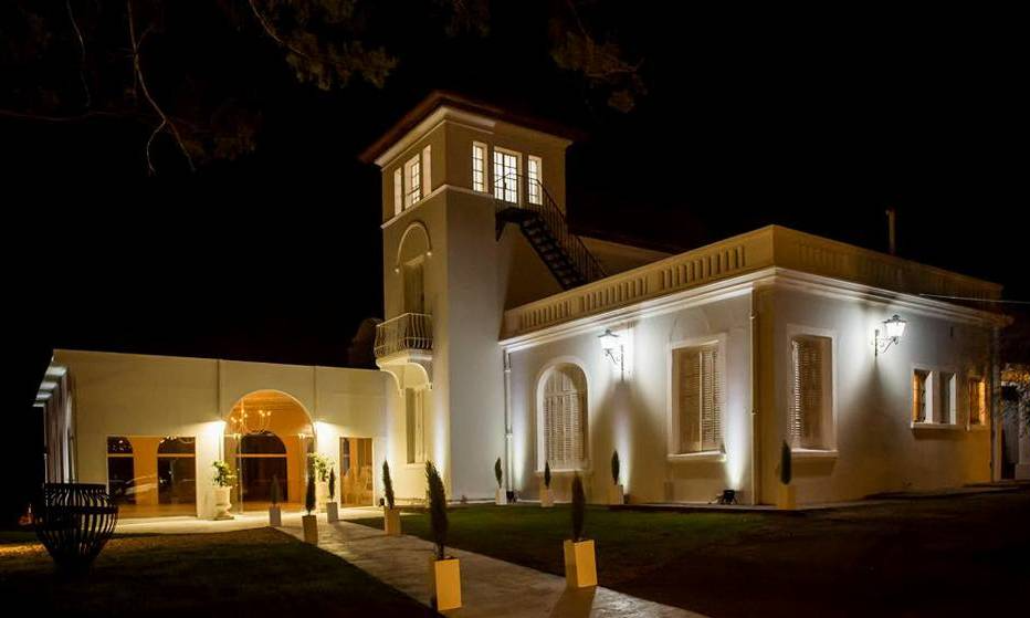 Robo comando a un reconocido salón de fiestas y eventos