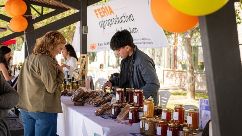 Productos frescos, vacunación y servicios se podran adquirir en  otra edición de la Feria Agroproductiva
