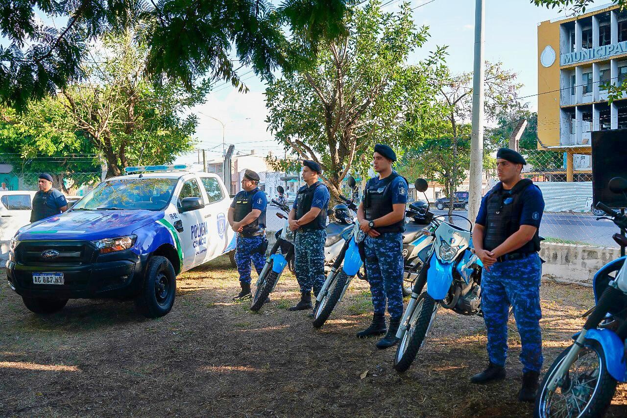 SEGURIDAD: EL GOBIERNO PROVINCIAL INSTALÓ UNA CASILLA POLICIAL Y ENTREGÓ MÓVILES EN BARRANQUERAS