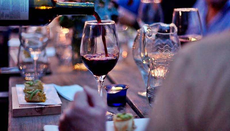 Enoturismo en Buenos Aires: febrero se sirve en copa