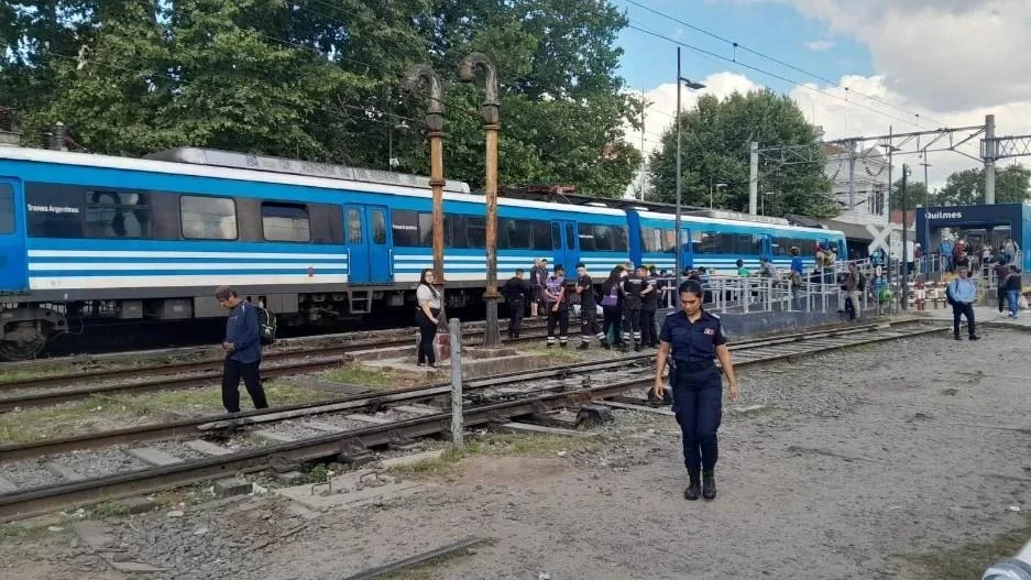 Quilmes: Un chico murió atropellado por el Tren Roca