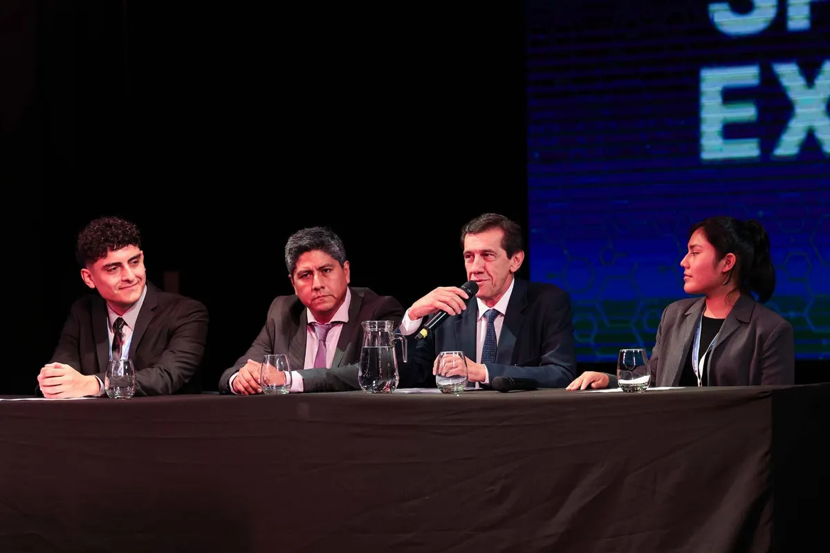 Sadir inauguró la JoSEII para estudiantes de ingeniería industrial y carreras afines