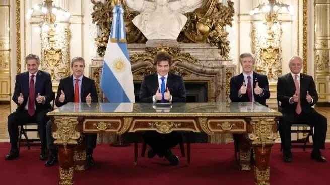 1.jpg Cadena Nacional: Milei presenta el proyecto para blindar la autonomía del BCRA