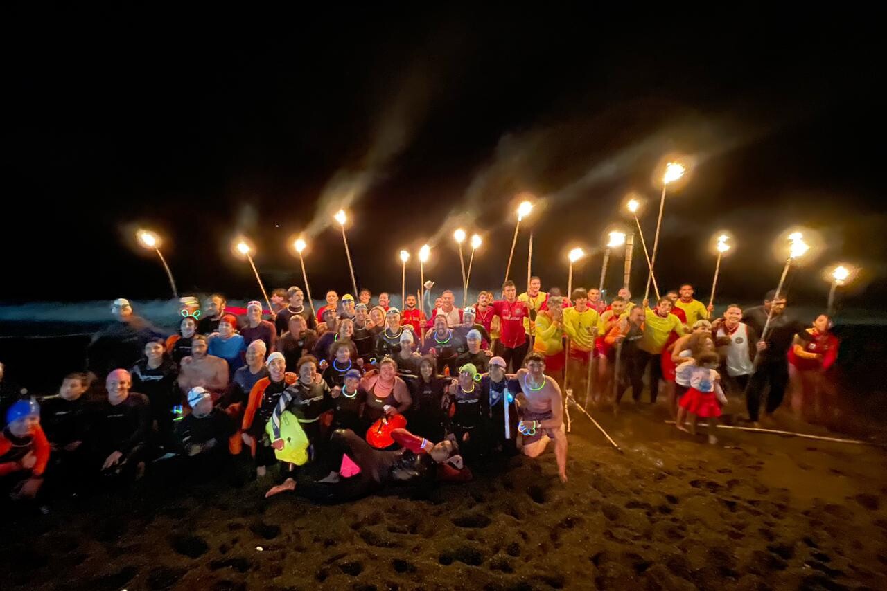 Con la segunda edicion de la antorchada, el cuerpo estable de Guardavidas despidió la temporada en Playa Unión