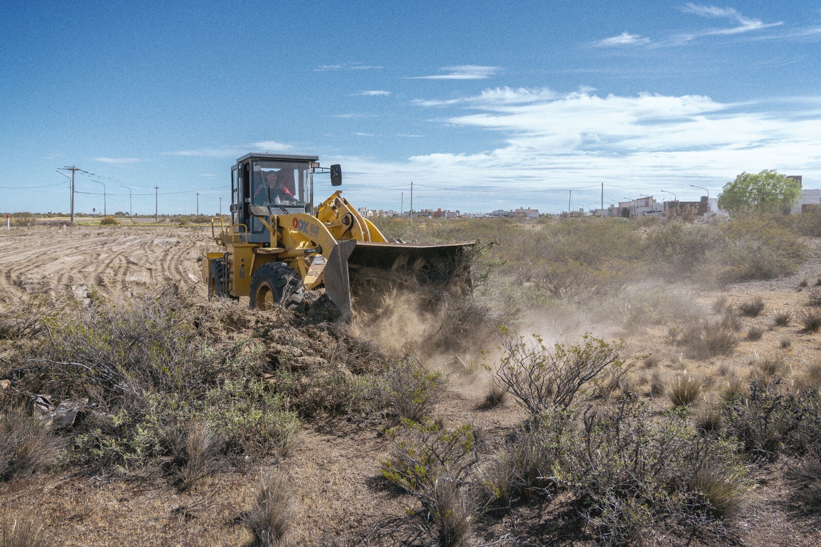 Se inició la limpieza del terreno donde se construirá el futuro Cuartel de Bomberos de Playa Unión