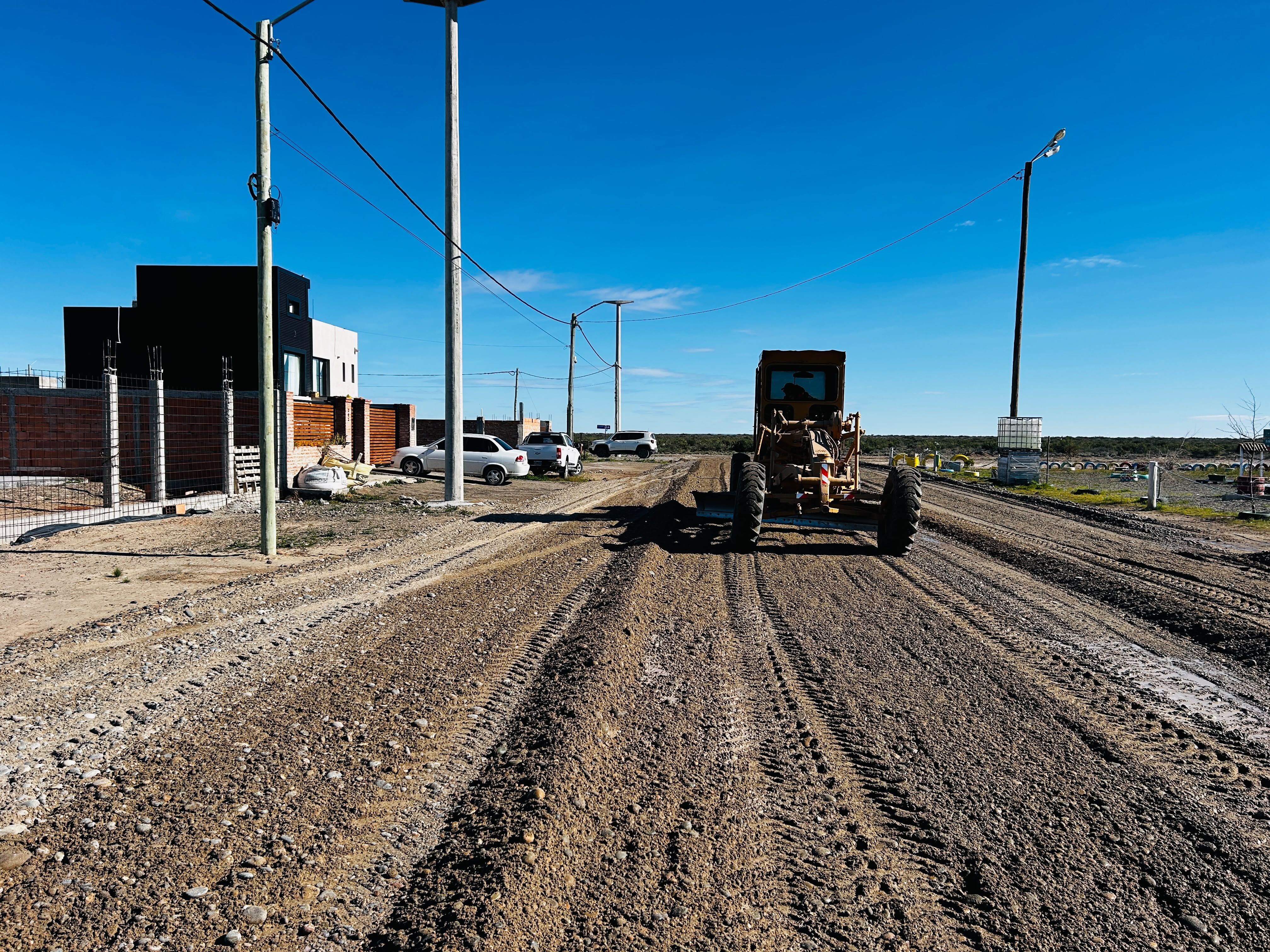 Rawson avanza con la apertura y consolidación de calles en el sector de 711 lotes Rawson avanza con la apertura y consolidación de calles en el sector de 711 lotes