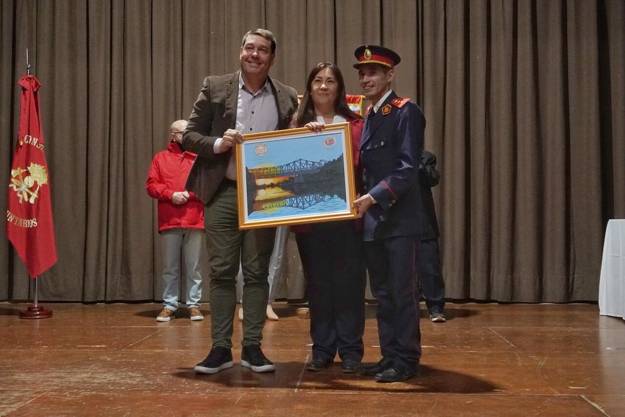 Los Bomberos Voluntarios de Rawson celebraron 55 años de servicio y compromiso con la comunidad
