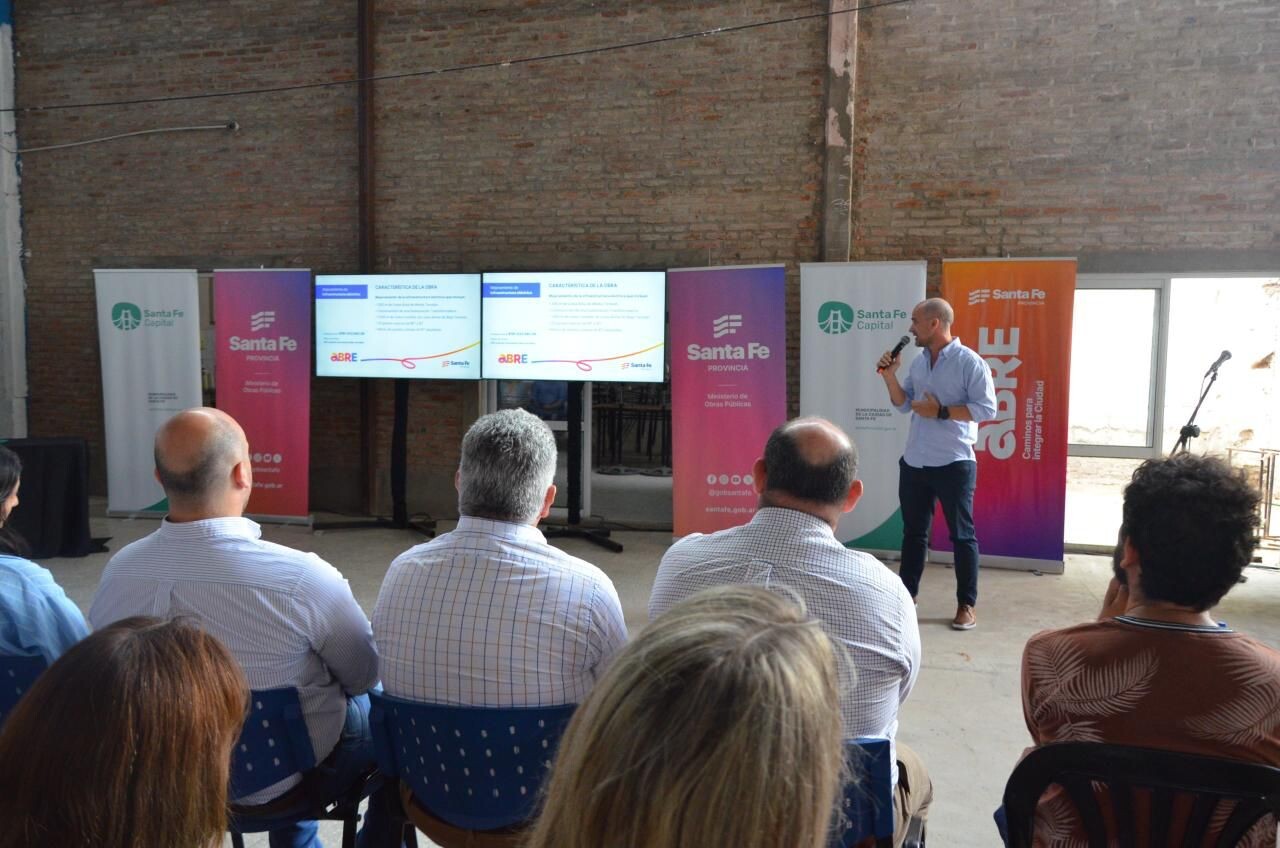 Plan Abre: Provincia invertirá más de $ 190 millones para mejoras eléctricas en barrio San Lorenzo de Santa Fe Plan Abre: Provincia invertirá más de $ 190 millones para mejoras eléctricas en barrio San Lorenzo de Santa Fe