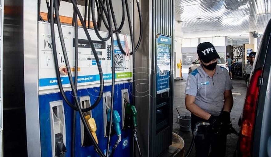 20241025164723_caida-actividad-cae-venta-combustibles-w.jpg Por décimo mes consecutivo con la caída de la actividad, cae la venta de combustibles
