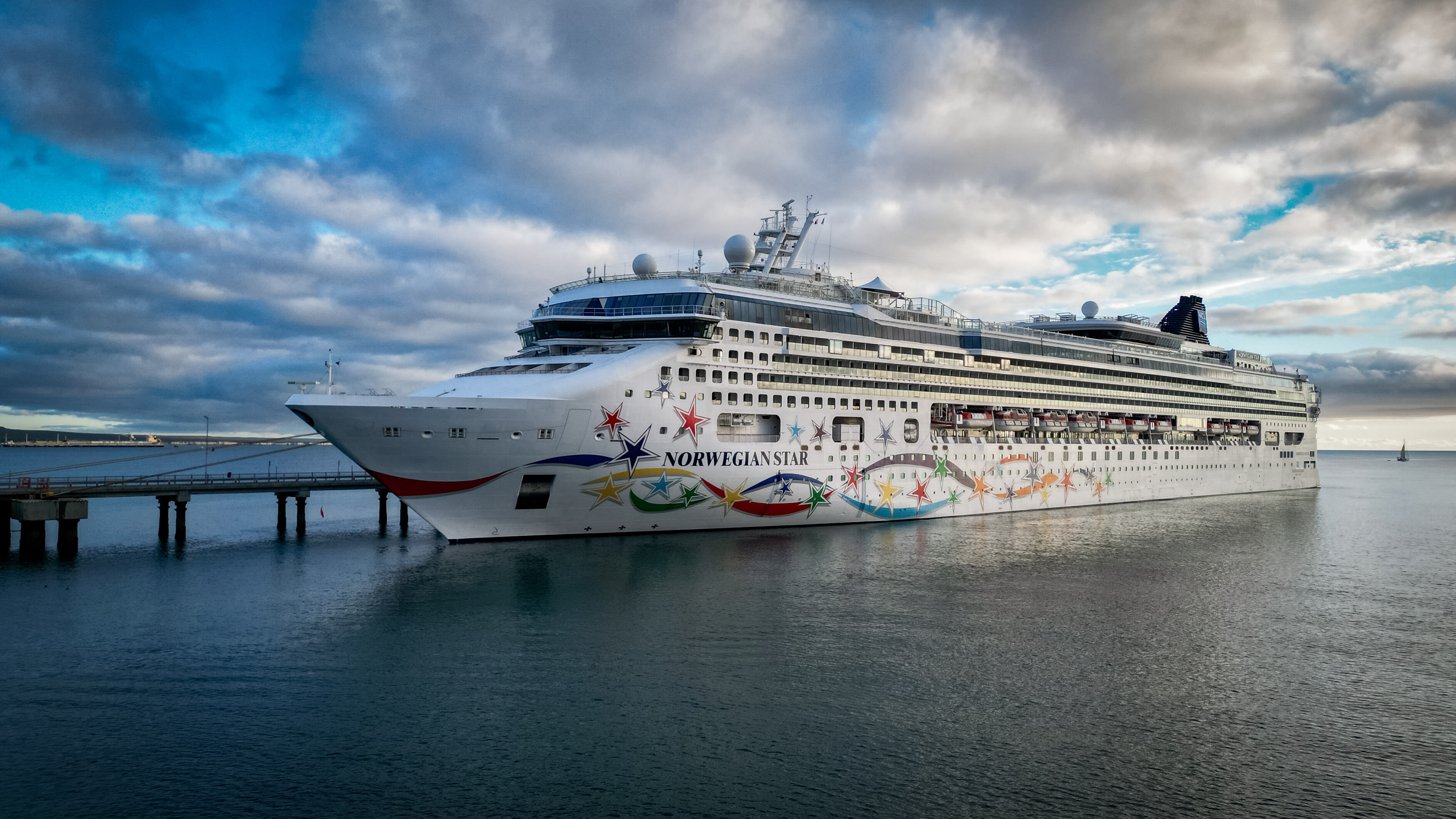 2025-01-02 Norwegian Star 003.jpg Chubut recibió al Norwegian Star, el primer crucero del año
