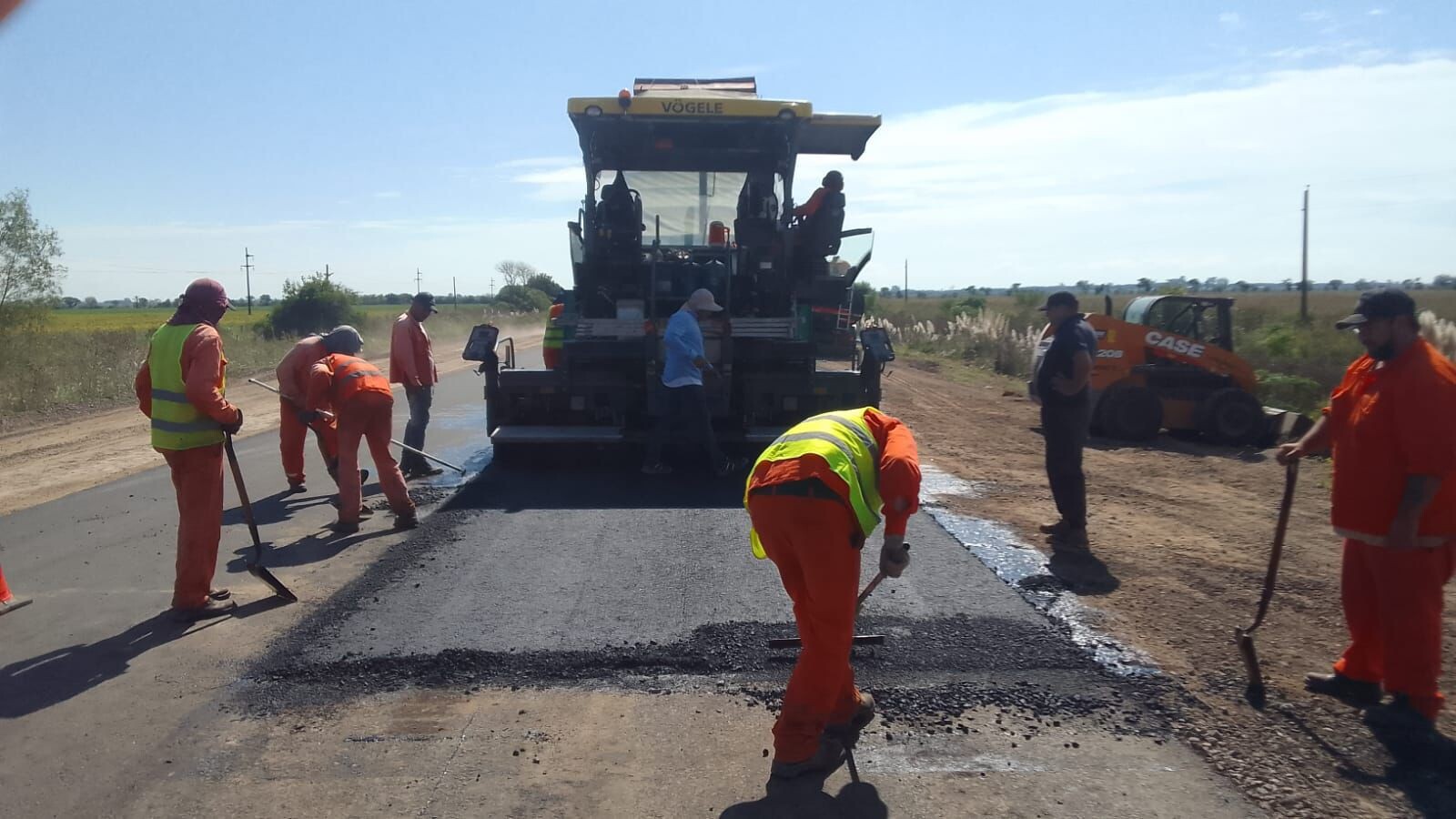 El gobierno de Pullaro recupera rutas: Provincia repavimenta la Ruta 6, en el tramo entre Gessler y Ruta 10