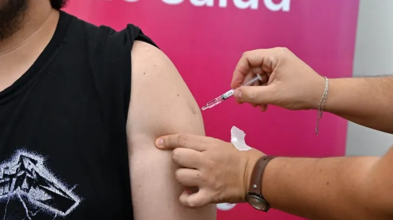 La campaña antigripal ya alcanzó a casi 350 mil personas y superó en un 34 % la cifra del año pasado