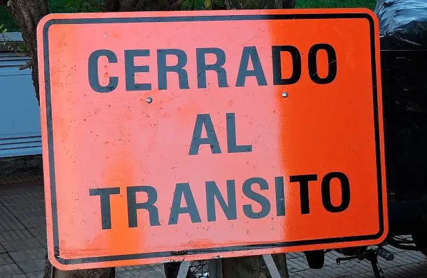 Este miércoles se cortará el tránsito en la calle Lobería por la reparación de una cañería de la red de agua