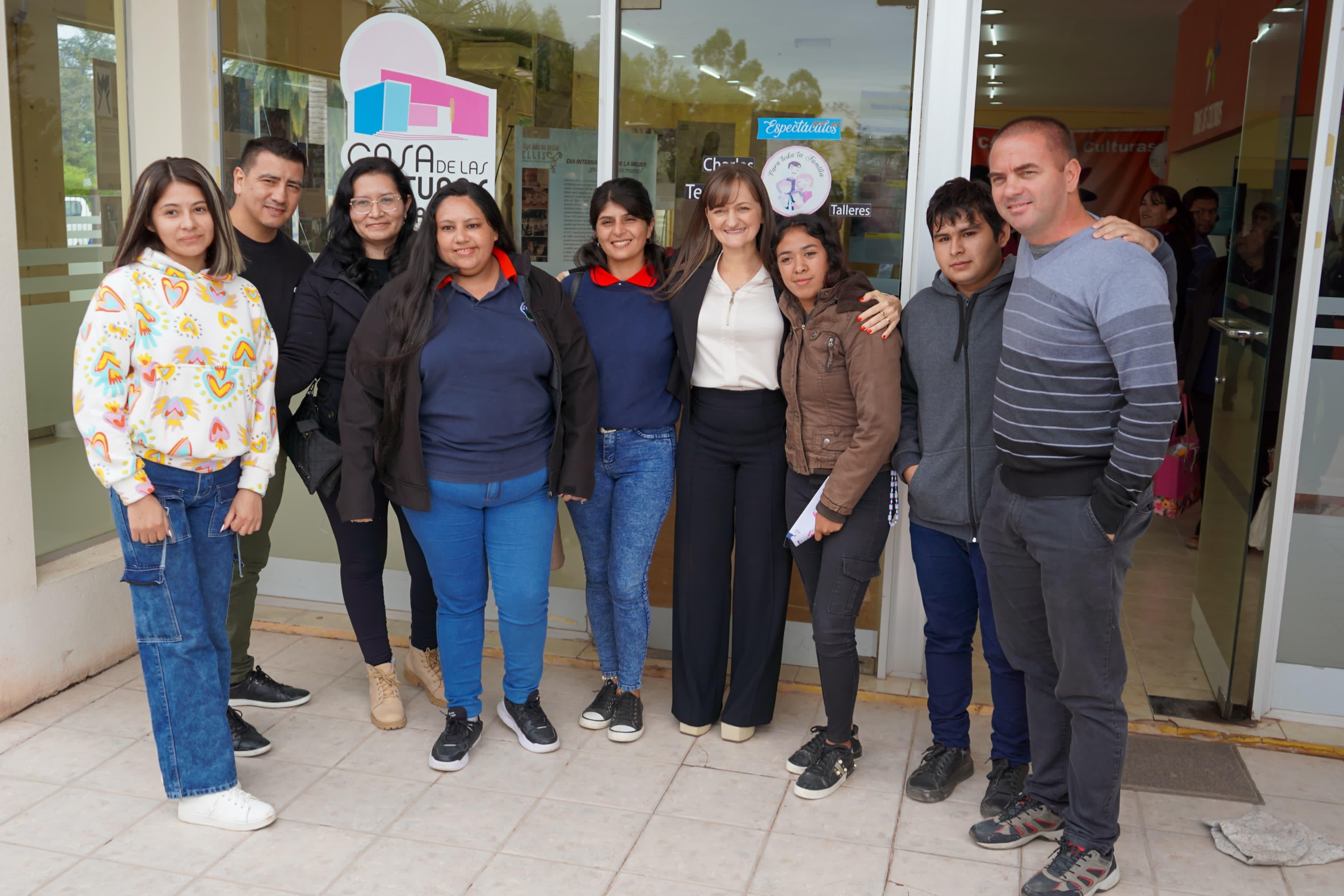 LAS BREÑAS: EXITOSA JORNADA DEL PROGRAMA FORTALEZA CON GRAN PARTICIPACIÓN DE JÓVENES JUNTO A LA VICEGOBERNADORA SCHNEIDER