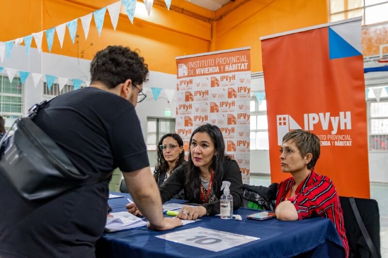 GOBIERNO EN TU BARRIO ASISTIÓ A 400 PERSONAS EN RÍO GRANDE