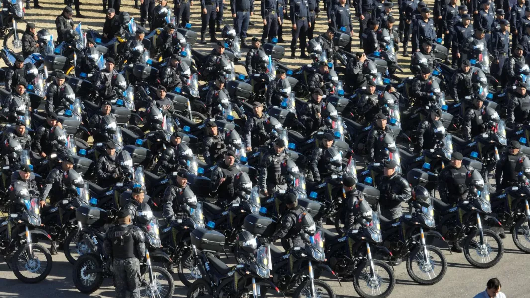23339-saenz-fortalece-a-la-policia-de-salta-con-151-nuevos-moviles-y-300-agentes.webp 23339-saenz-fortalece-a-la-policia-de-salta-con-151-nuevos-moviles-y-300-agentes.webp