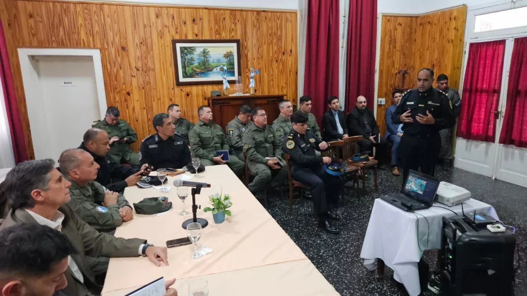 23521-reunion-de-coordinacion-y-balance-operacional-del-plan-guemes.webp