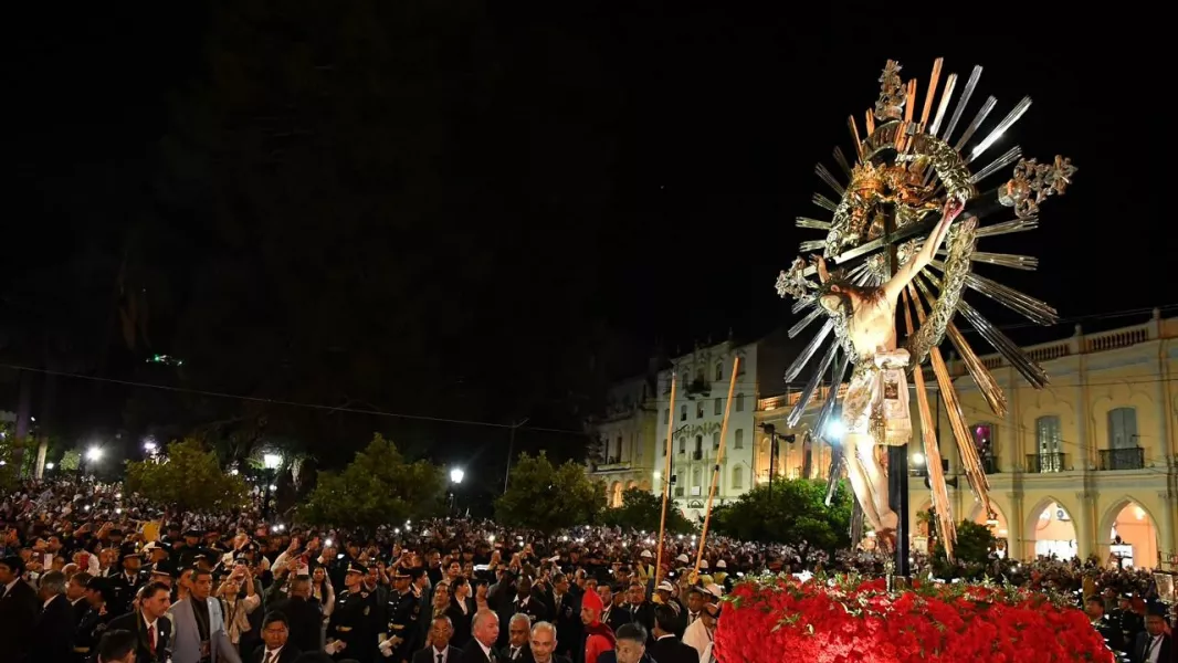 24951-el-pueblo-de-salta-renovo-su-pacto-de-fidelidad-y-amor-con-el-senior-y-la-virgen-del-milagro.webp