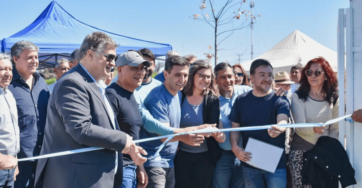 Las Casuarinas dio el puntapié inicial: Inauguraron la cancha de césped sintético del futuro Complejo Deportivo Las Casuarinas dio el puntapié inicial: Inauguraron la cancha de césped sintético del futuro Complejo Deportivo