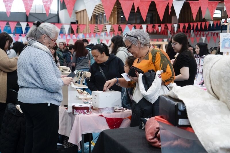 MÁS DE 230 EMPRENDIMIENTOS PARTICIPARON DE UNA NUEVA EDICIÓN DE LA EXPO EMPRENDIENDO JUNTO AL MERCADO CONCENTRADOR MÁS DE 230 EMPRENDIMIENTOS PARTICIPARON DE UNA NUEVA EDICIÓN DE LA EXPO EMPRENDIENDO JUNTO AL MERCADO CONCENTRADOR