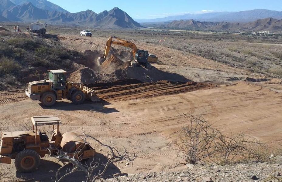2844-inicio-obra-de-pavimentacion-en-la-rn-40-entre-molinos-y-seclantas.jpg