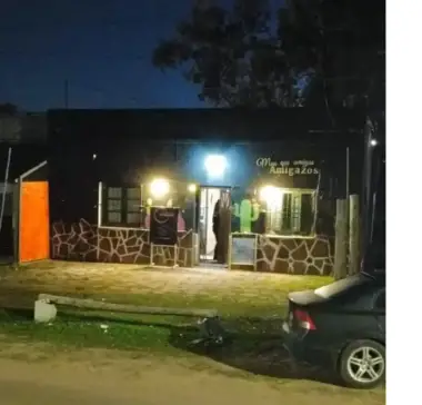 DESBARATAN UN BÚNKER DE DROGAS FRENTE A LA «CIUDAD JUDICIAL» – NARCOMENUDEO EN UNA CASA DE COMIDAS RÁPIDAS. HAY TRES DETENIDOS.
