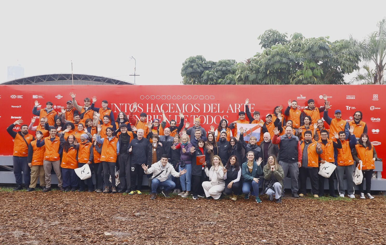 COMENZÓ EL PREMIO DESAFÍO “HIERROS LÍDER” EN LA BIENAL: JÓVENES ARTISTAS DE TODO EL PAÍS Y DE PARAGUAY COMPITEN EN UNA MARATÓN CREATIVA